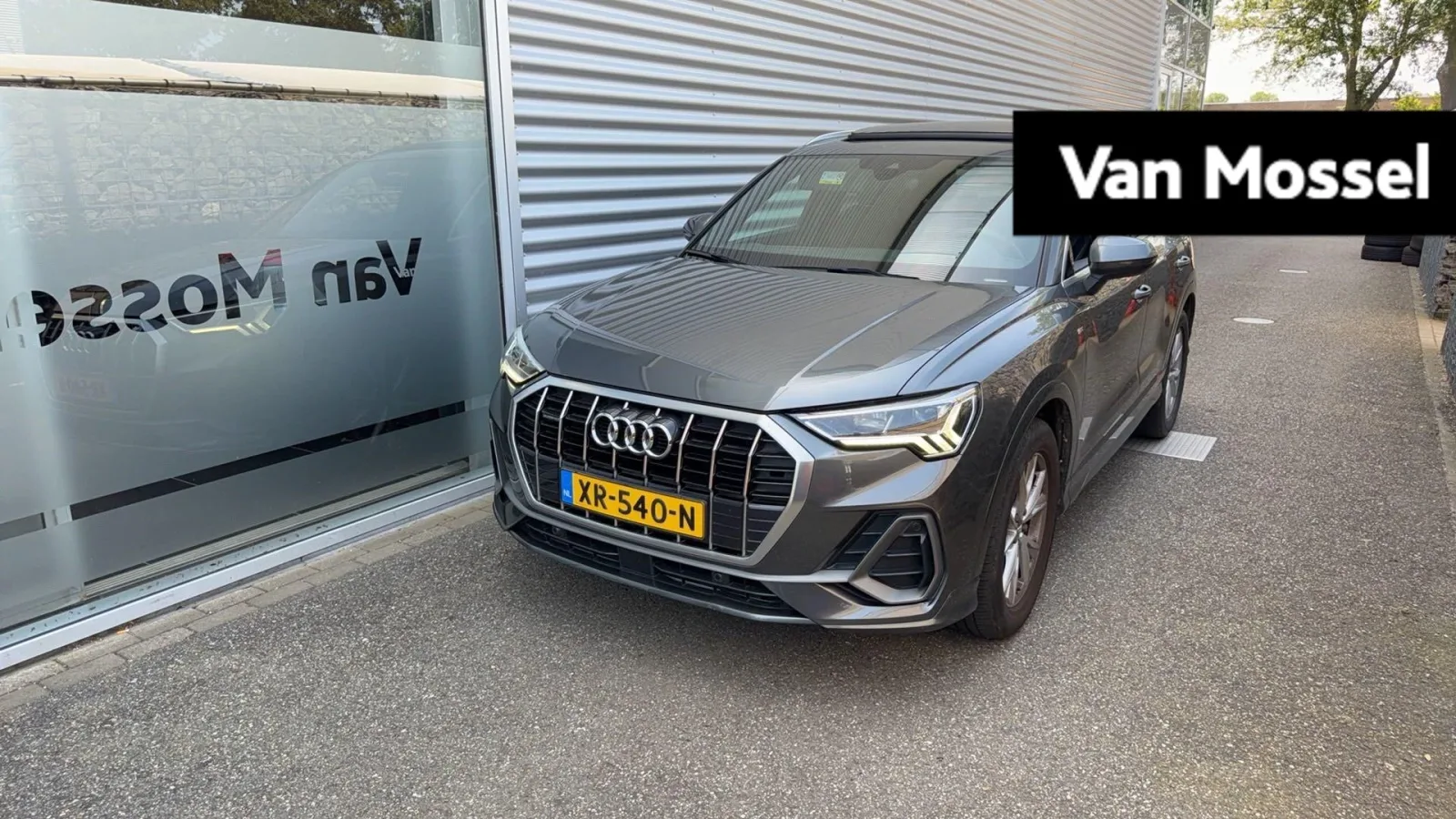 Audi Q3 (2019) — foto 1