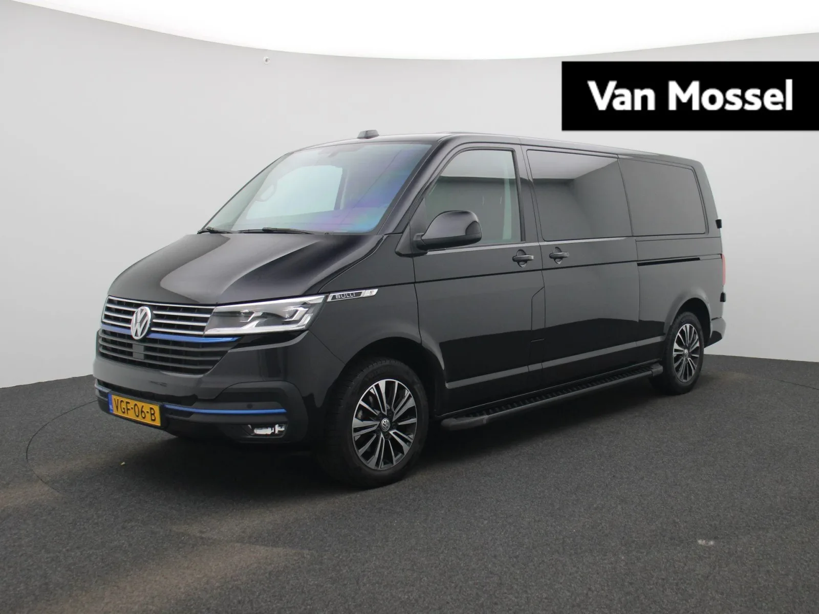 Volkswagen Transporter (2020) — foto 1
