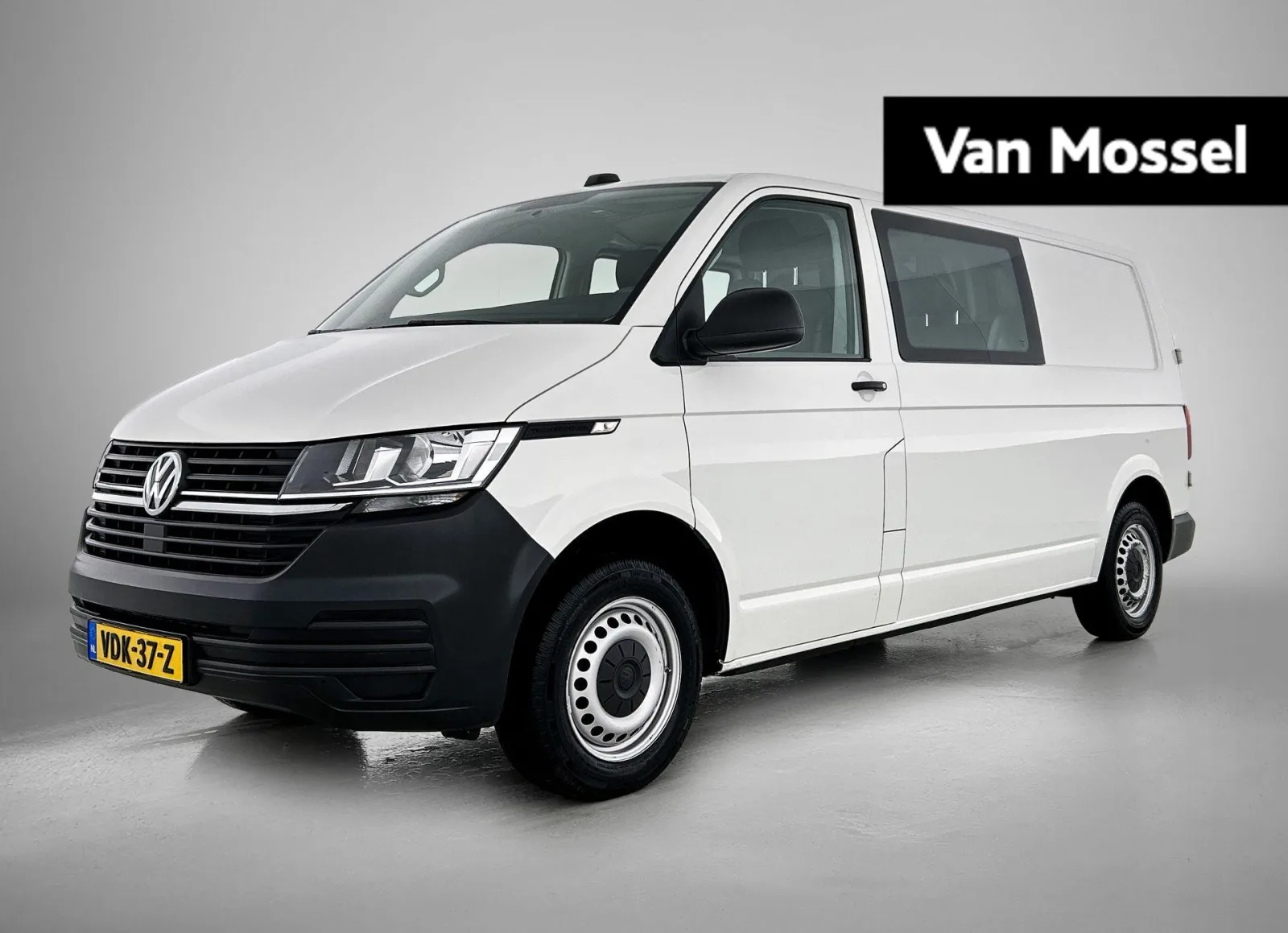 Volkswagen Transporter (2021) — foto 1