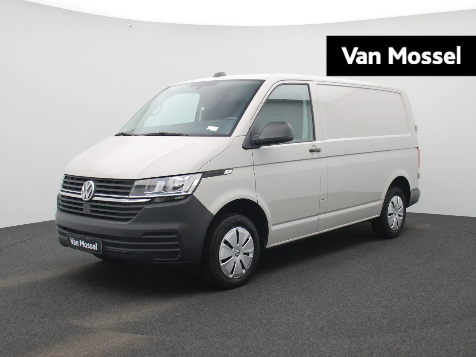 Volkswagen Transporter (2023) — foto 1