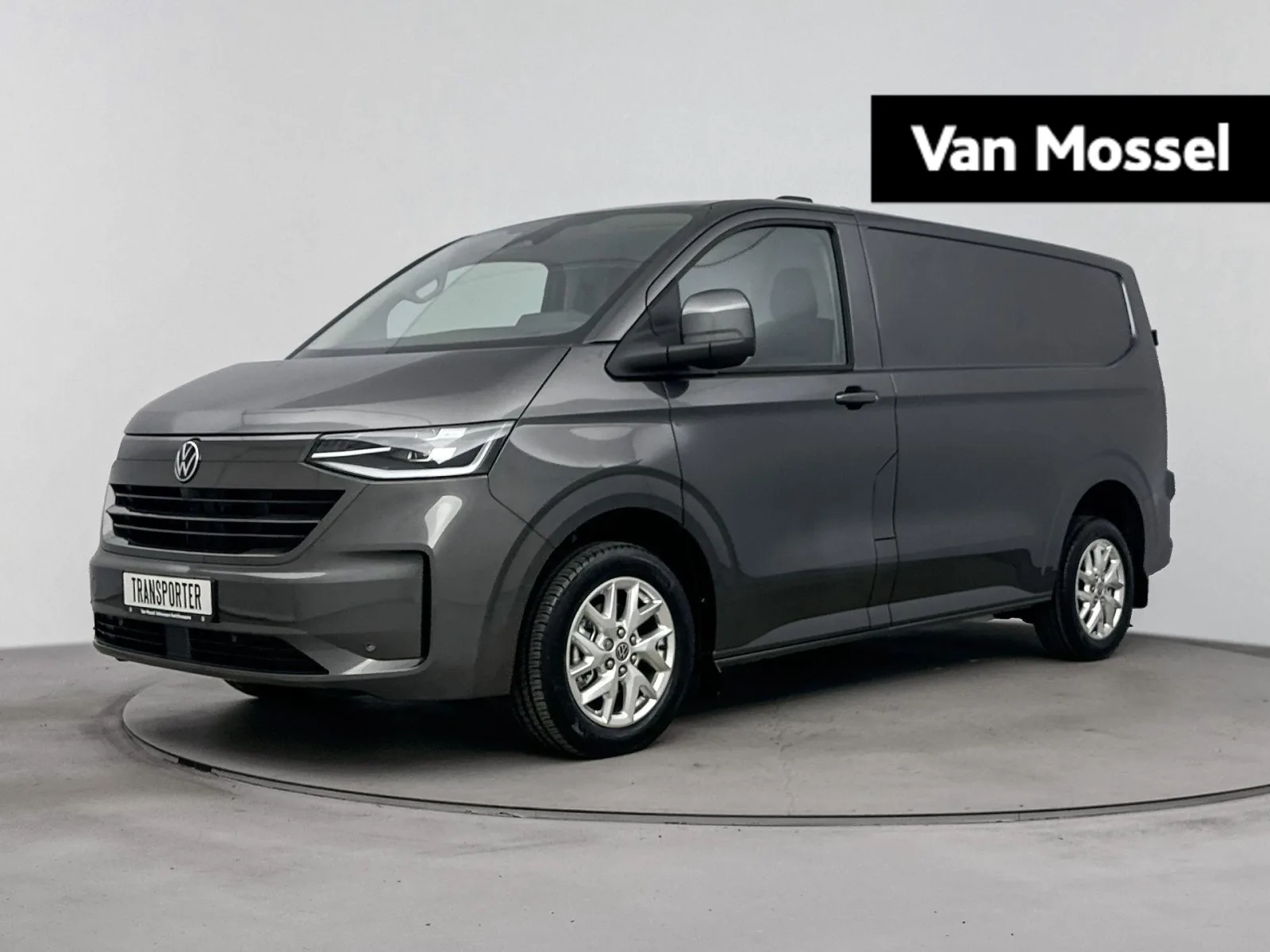 Volkswagen Transporter (2024) — foto 1