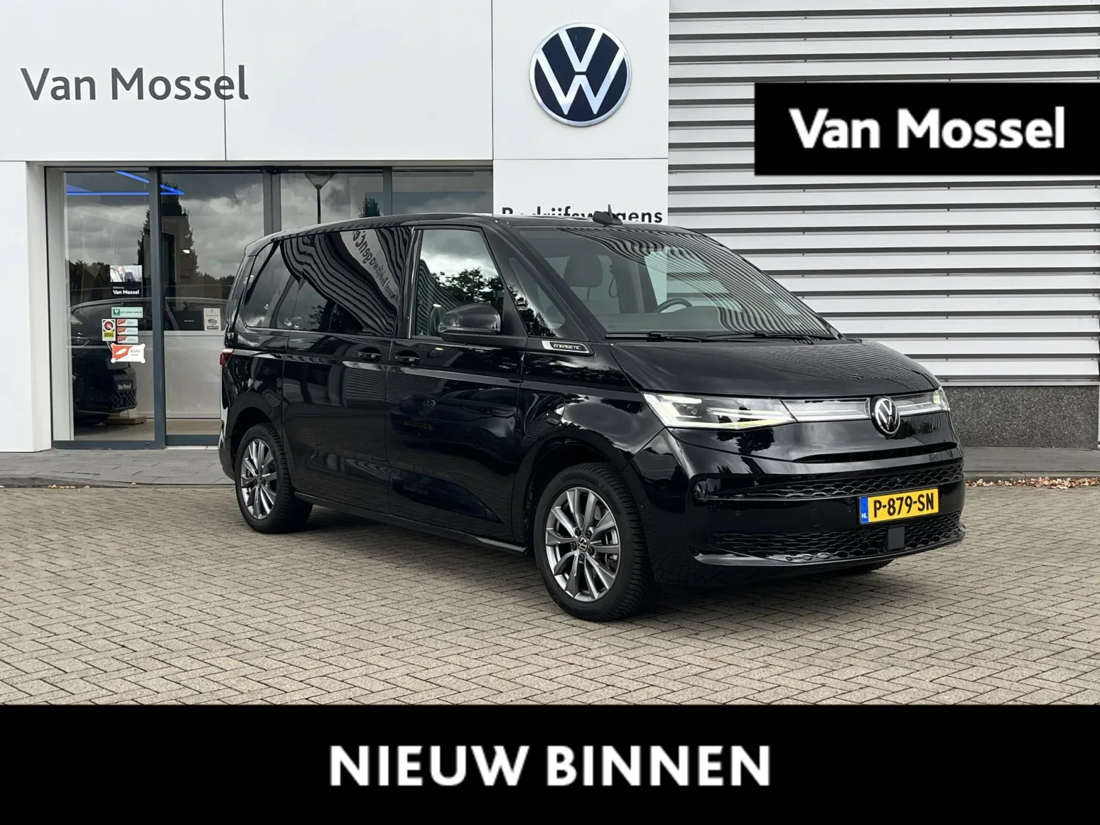 Volkswagen Multivan (2022) — foto 1