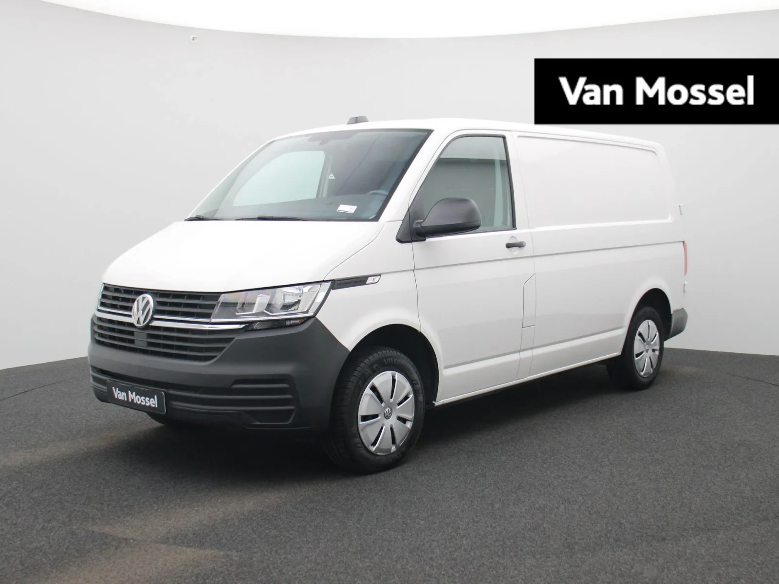 Volkswagen Transporter (2023) — foto 1