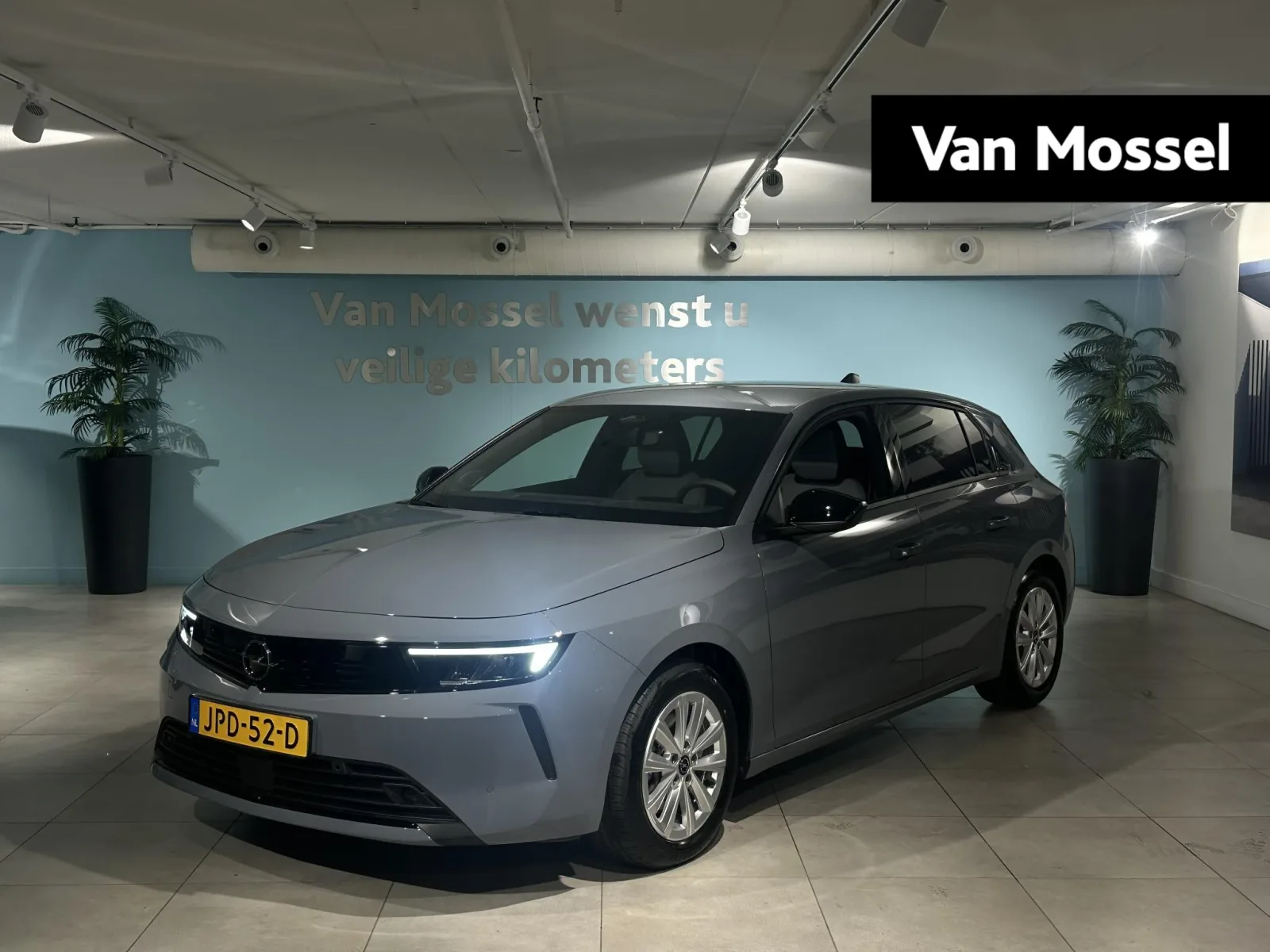Opel Astra (2025) — foto 1