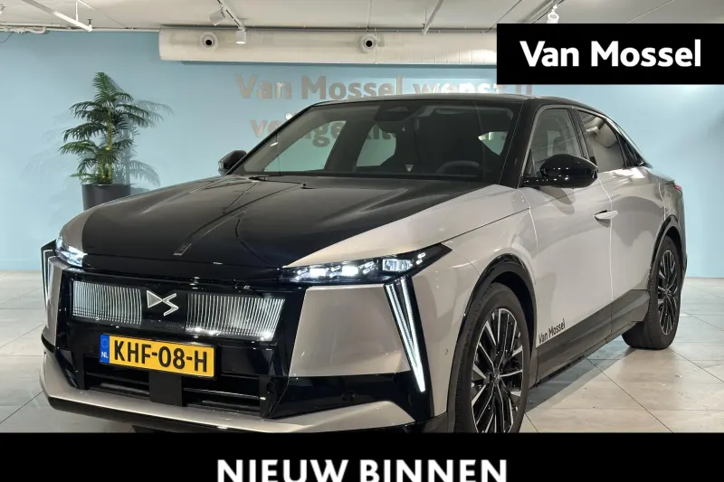 DS N°8 (2026)