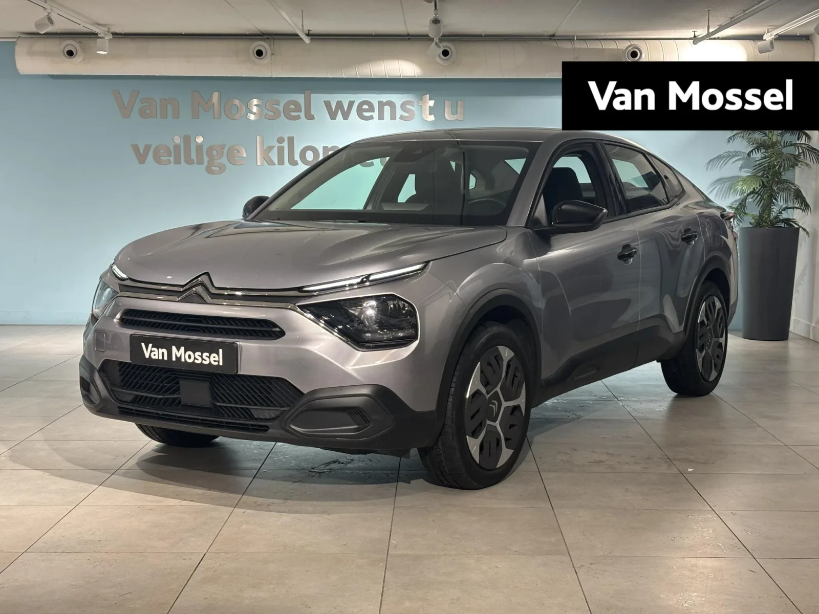 Citroën C4 X (2024) — foto 1