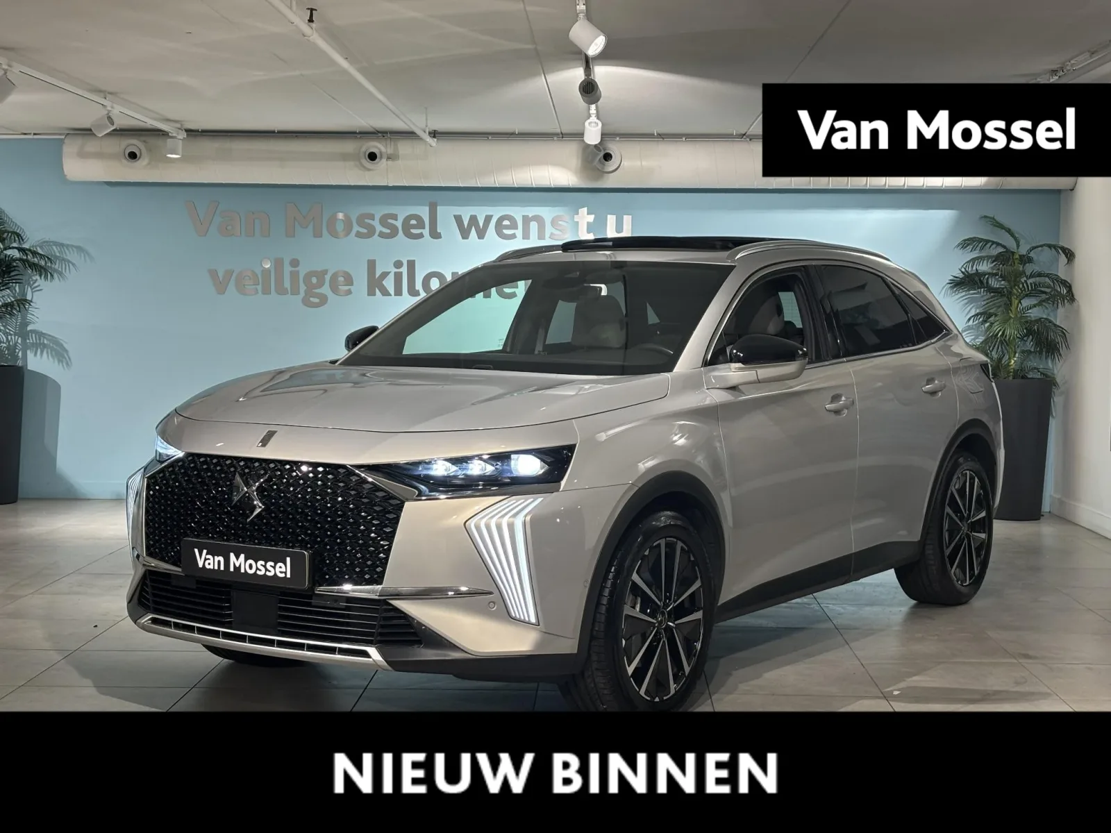 DS 7 (2024) — foto 1