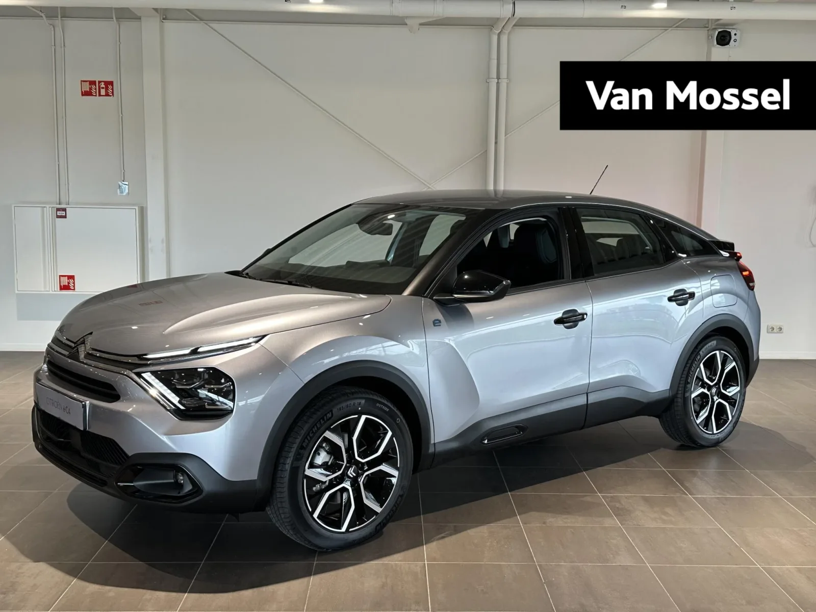 Citroën ë-C4 (2023) — foto 1