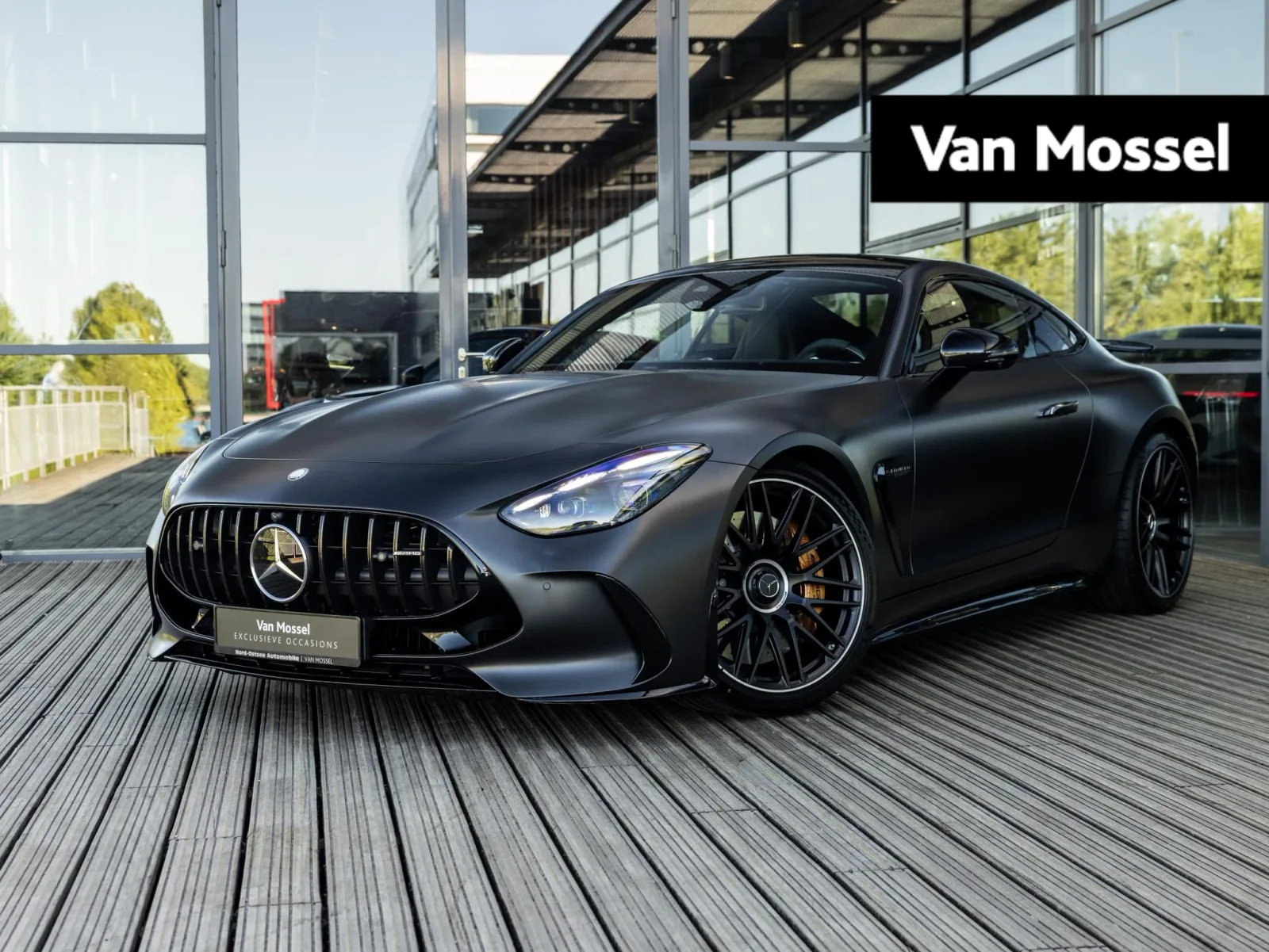 Mercedes-AMG GT (2025) — foto 1