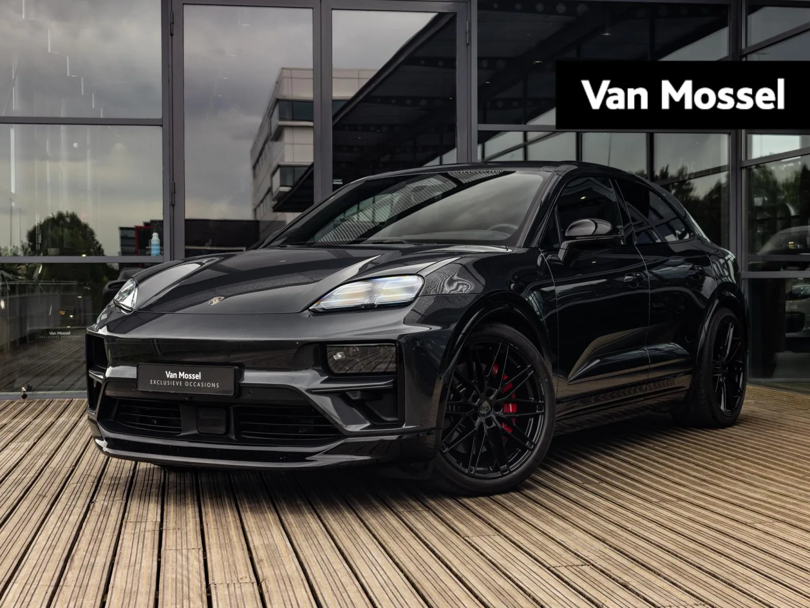 Porsche Macan (2025) — foto 1