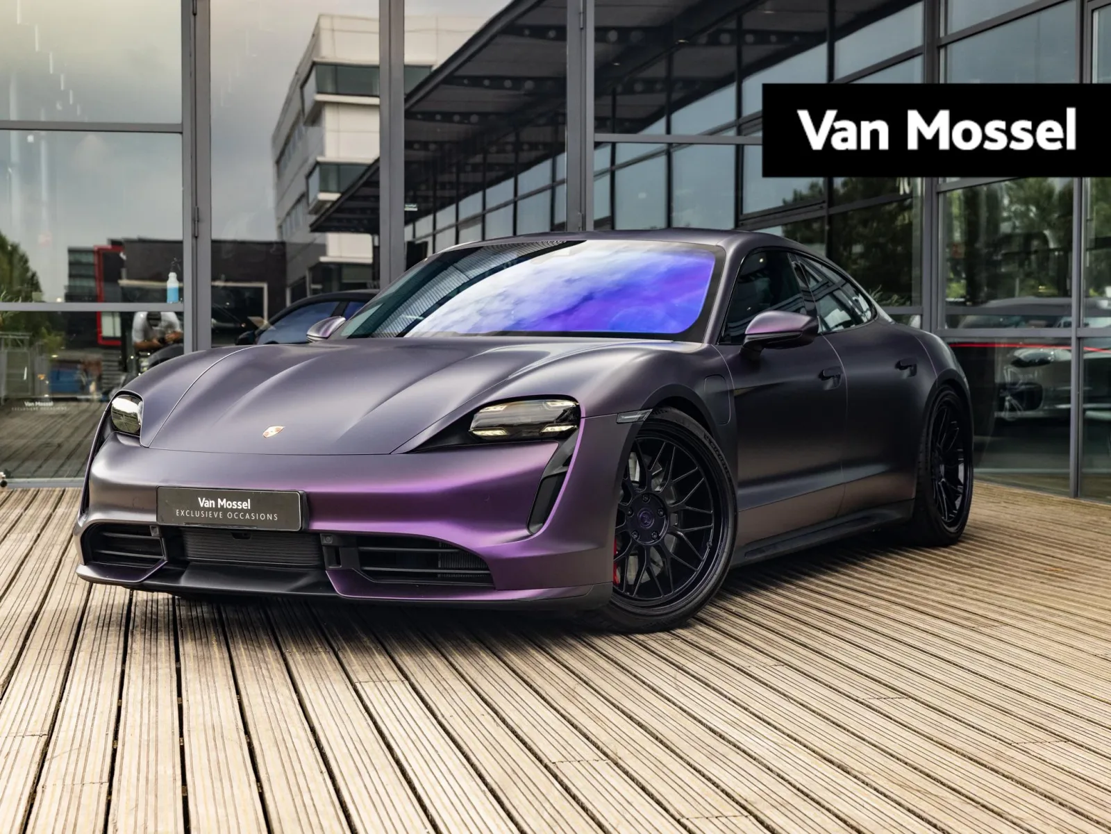 Porsche Taycan (2020) — foto 1