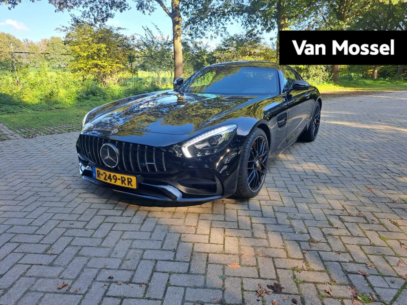 Mercedes-AMG GT (2018) — foto 1