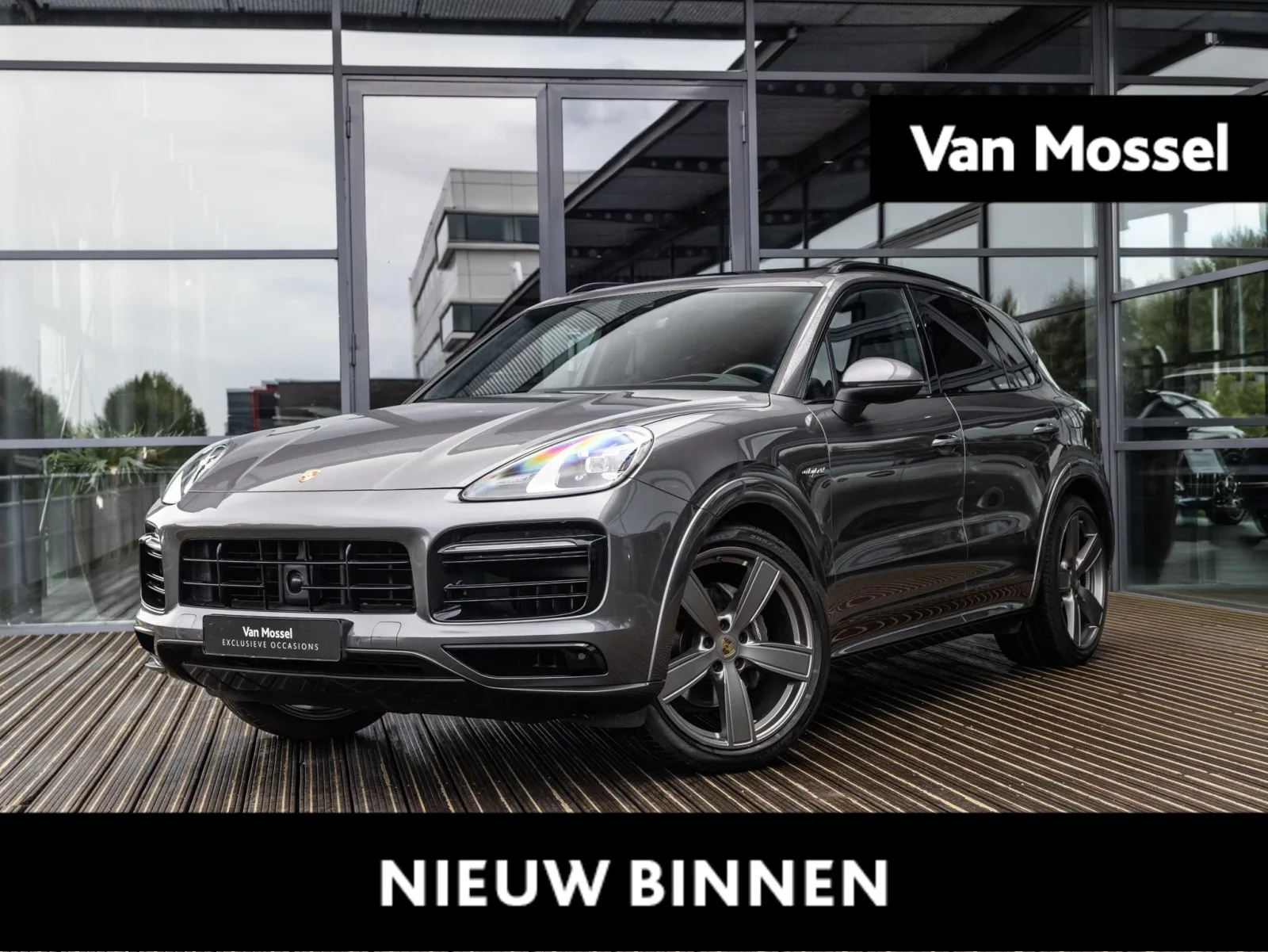 Porsche Cayenne (2022) — foto 1