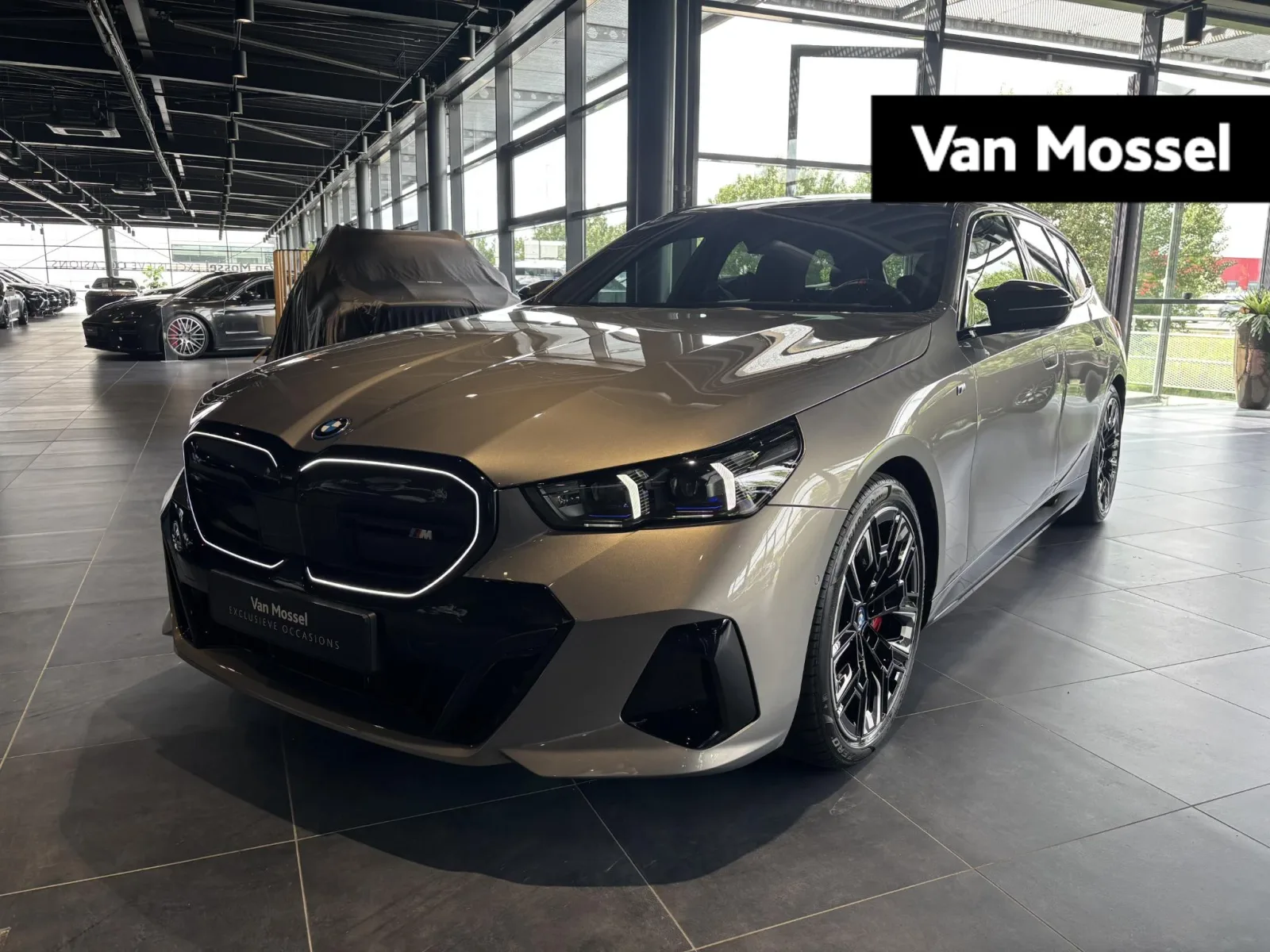 BMW i5 (2025) — foto 1