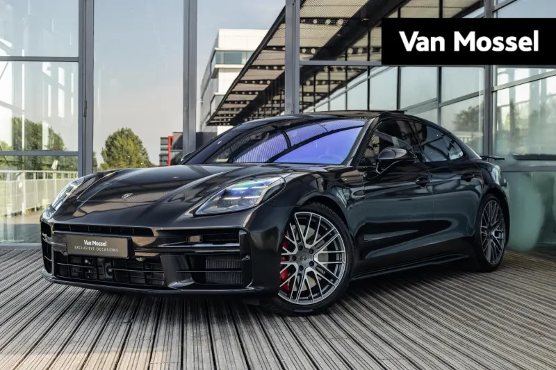 Porsche Panamera (2024)