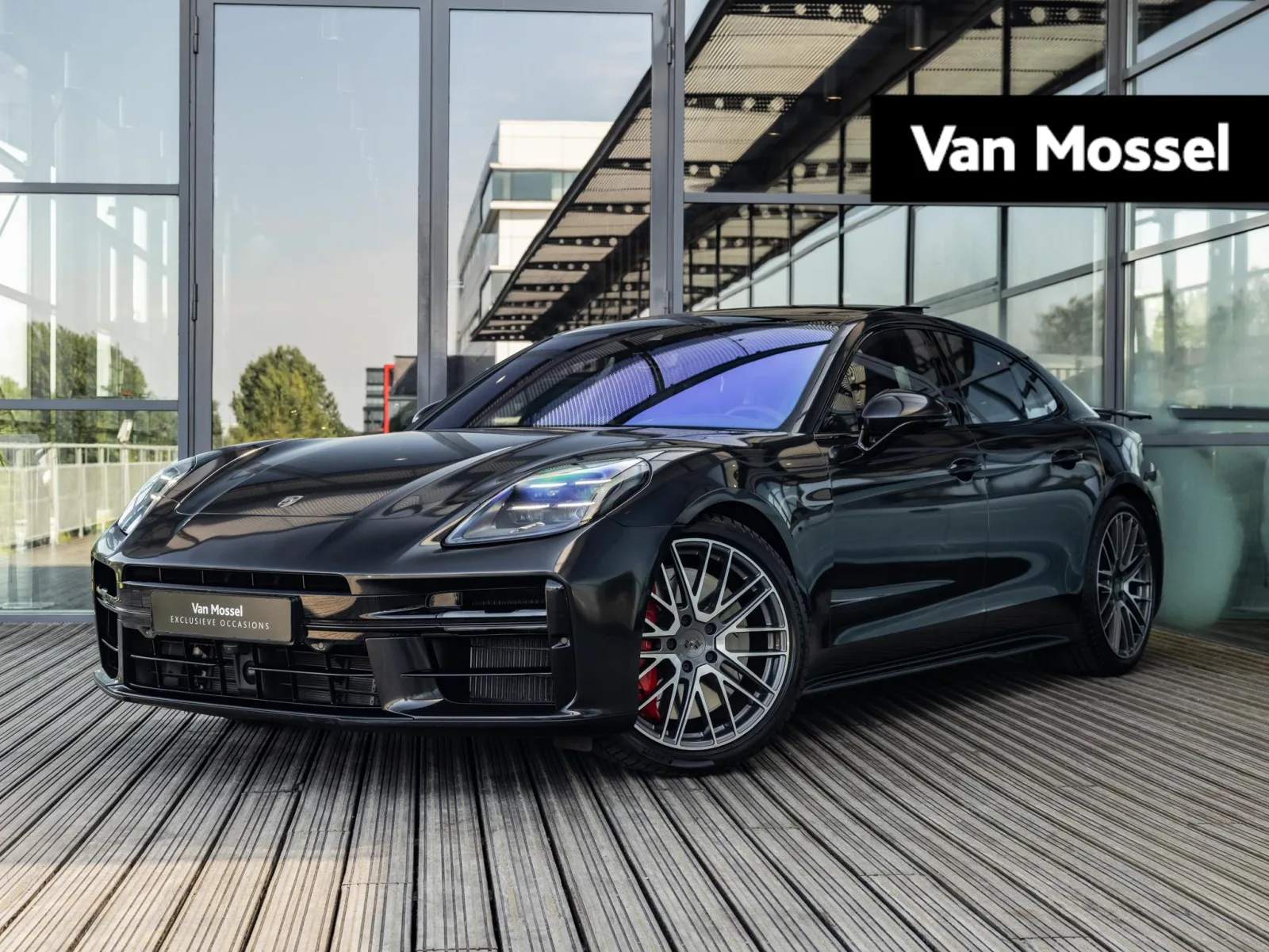 Porsche Panamera (2024) — foto 1