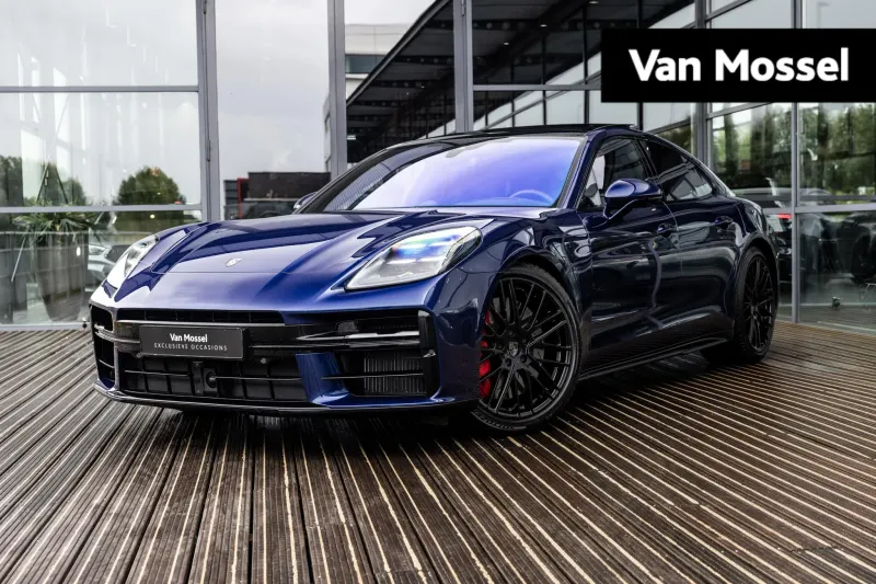 Porsche Panamera (2024)