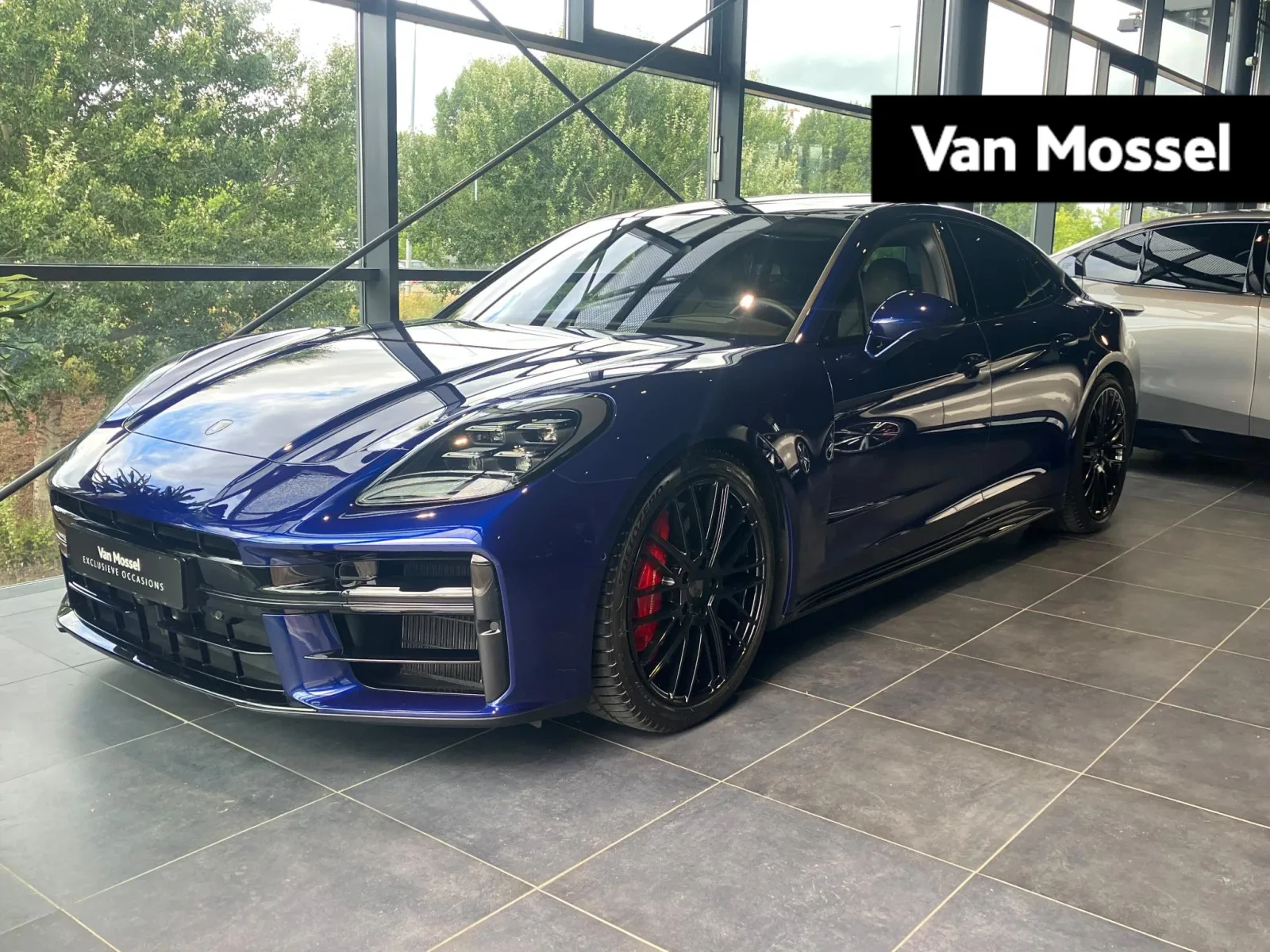 Porsche Panamera (2024) — foto 1