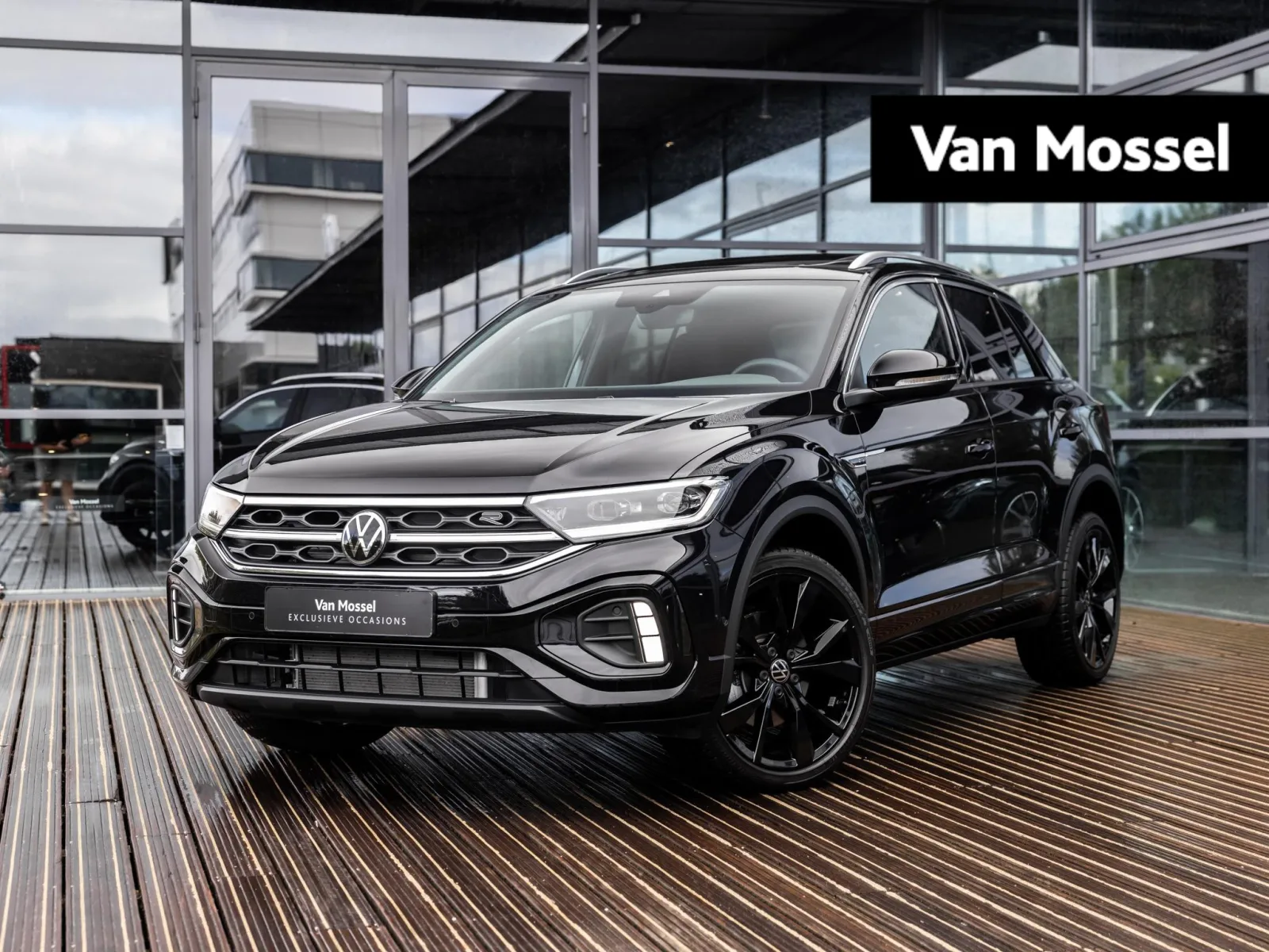 Volkswagen T-Roc (2023) — foto 1