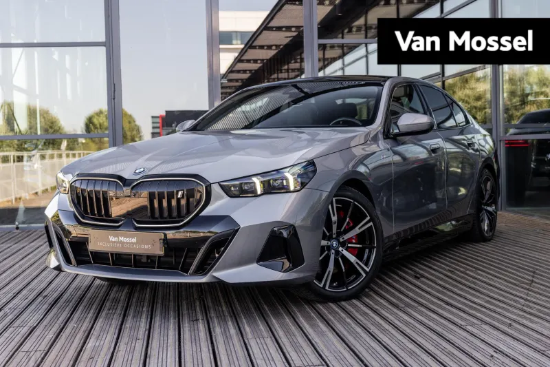 BMW i5 (2024)