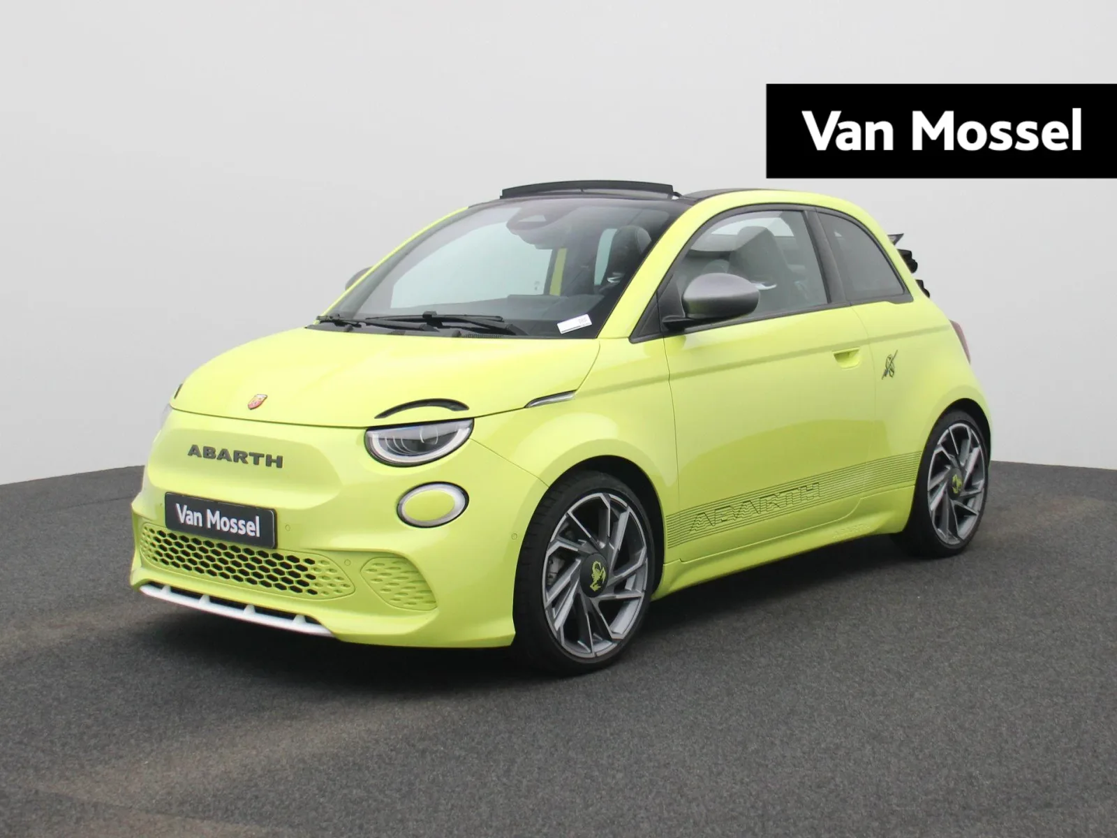 Abarth 500 C (2023) — foto 1