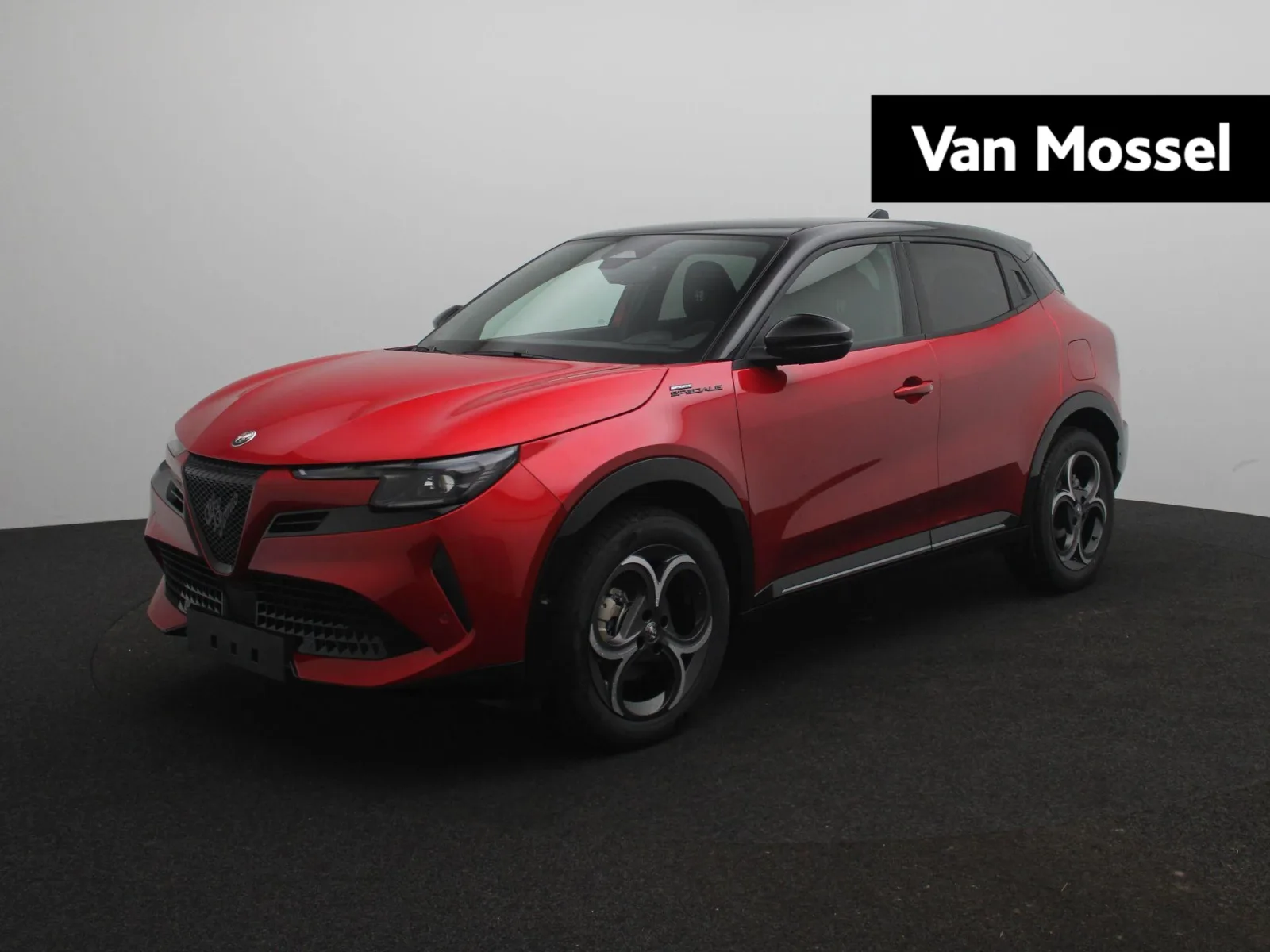 Alfa Romeo Junior (2026) — foto 1