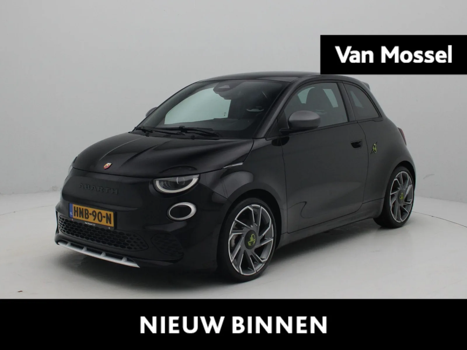 Abarth 500e (2025) — foto 1