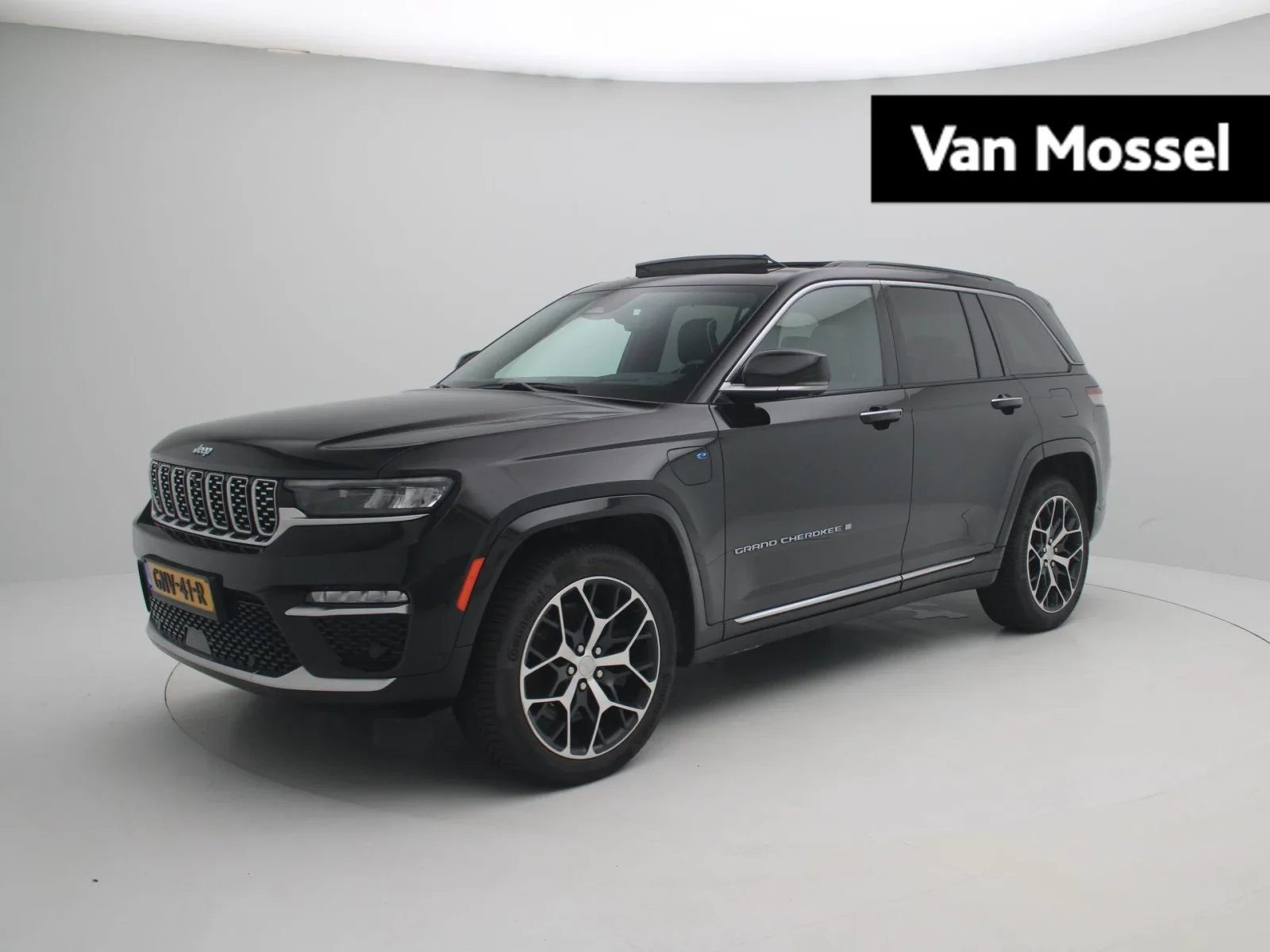 Jeep Grand Cherokee (2024) — foto 1