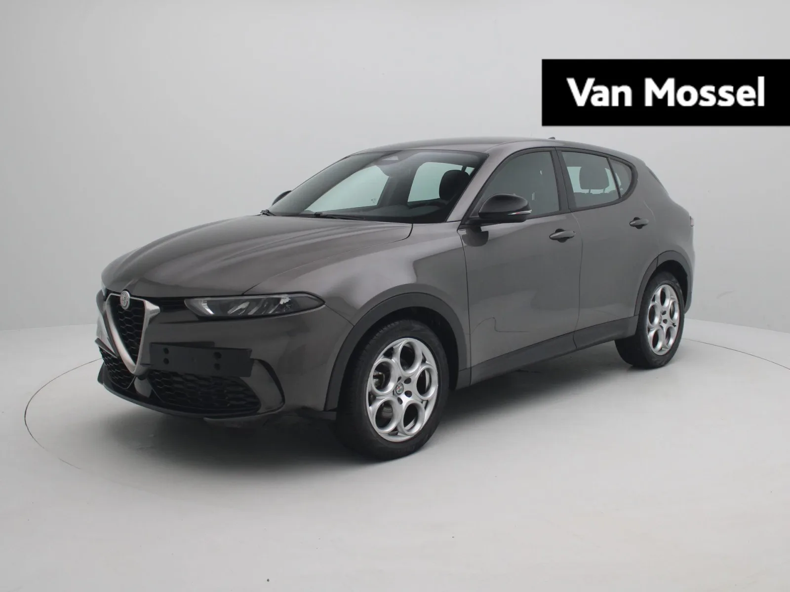 Alfa Romeo Tonale (2023) — foto 1