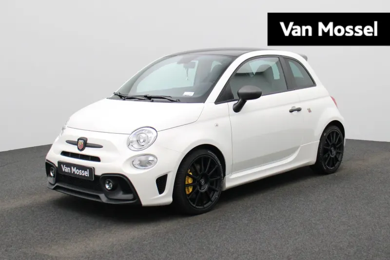 Abarth 695 (2023)