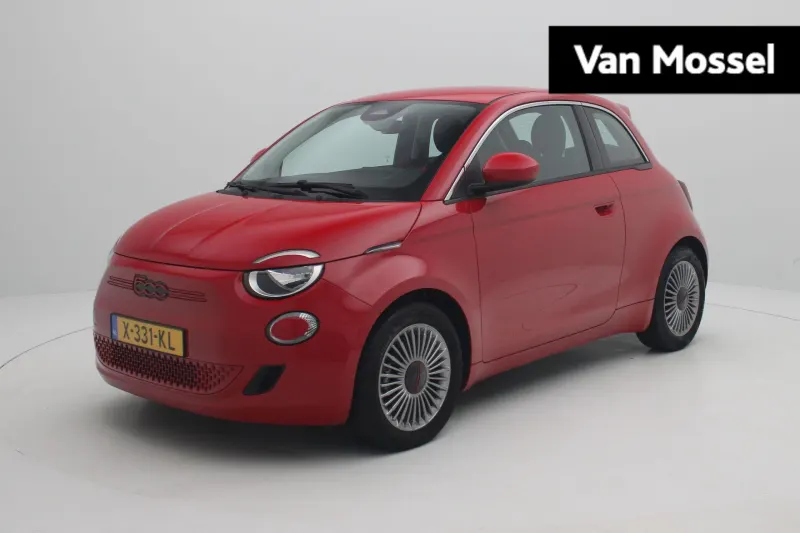 Fiat 500 (2023)