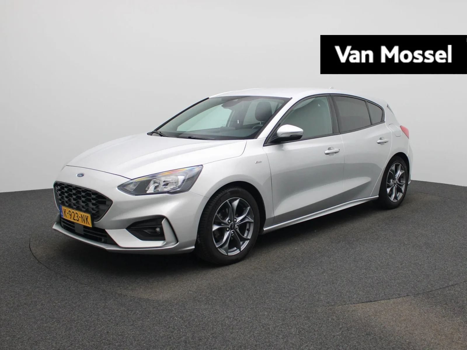 Ford Focus (2020) — foto 1