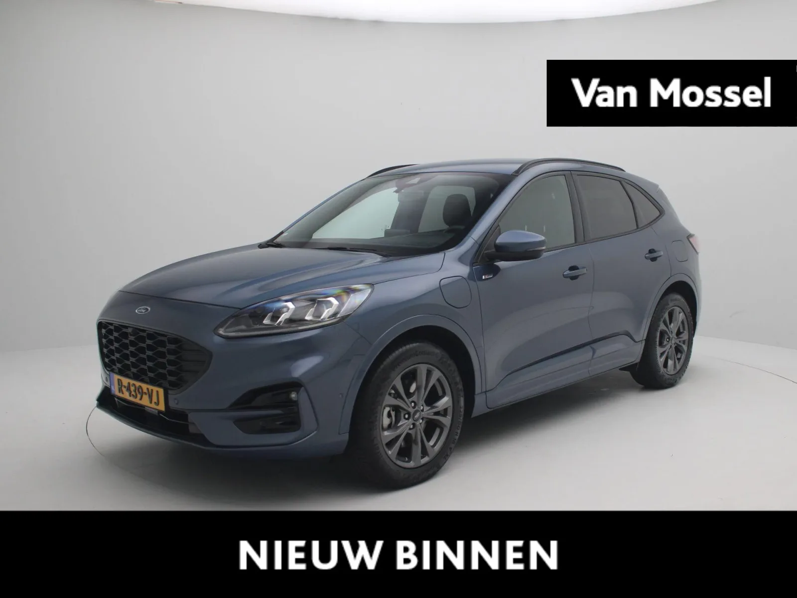 Ford Kuga (2021) — foto 1