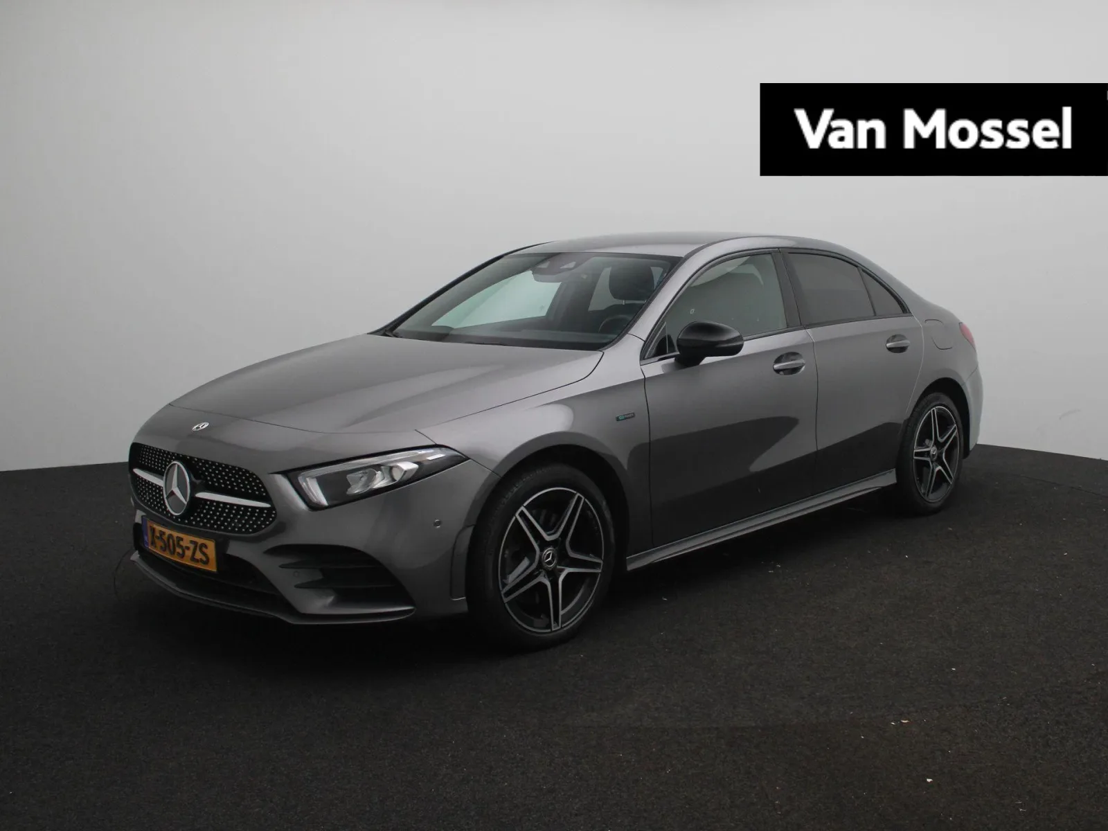 Mercedes-Benz A-Klasse (2020) — foto 1