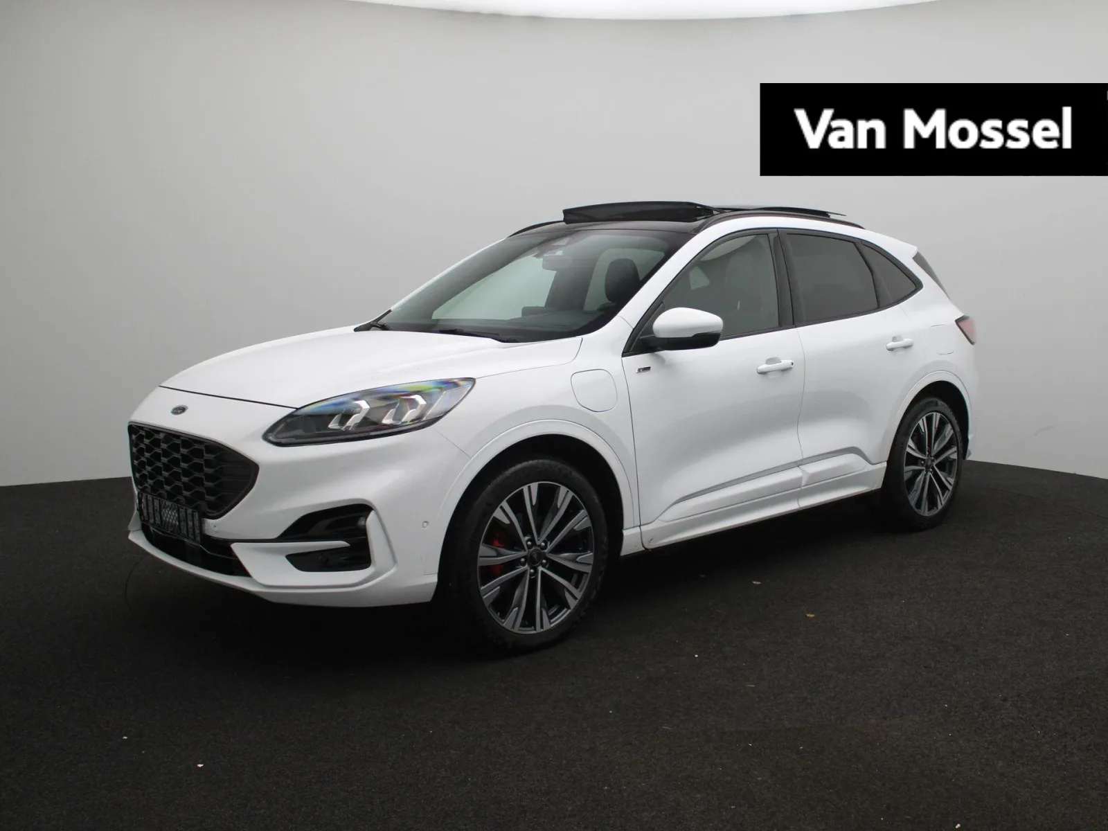 Ford Kuga (2022) — foto 1