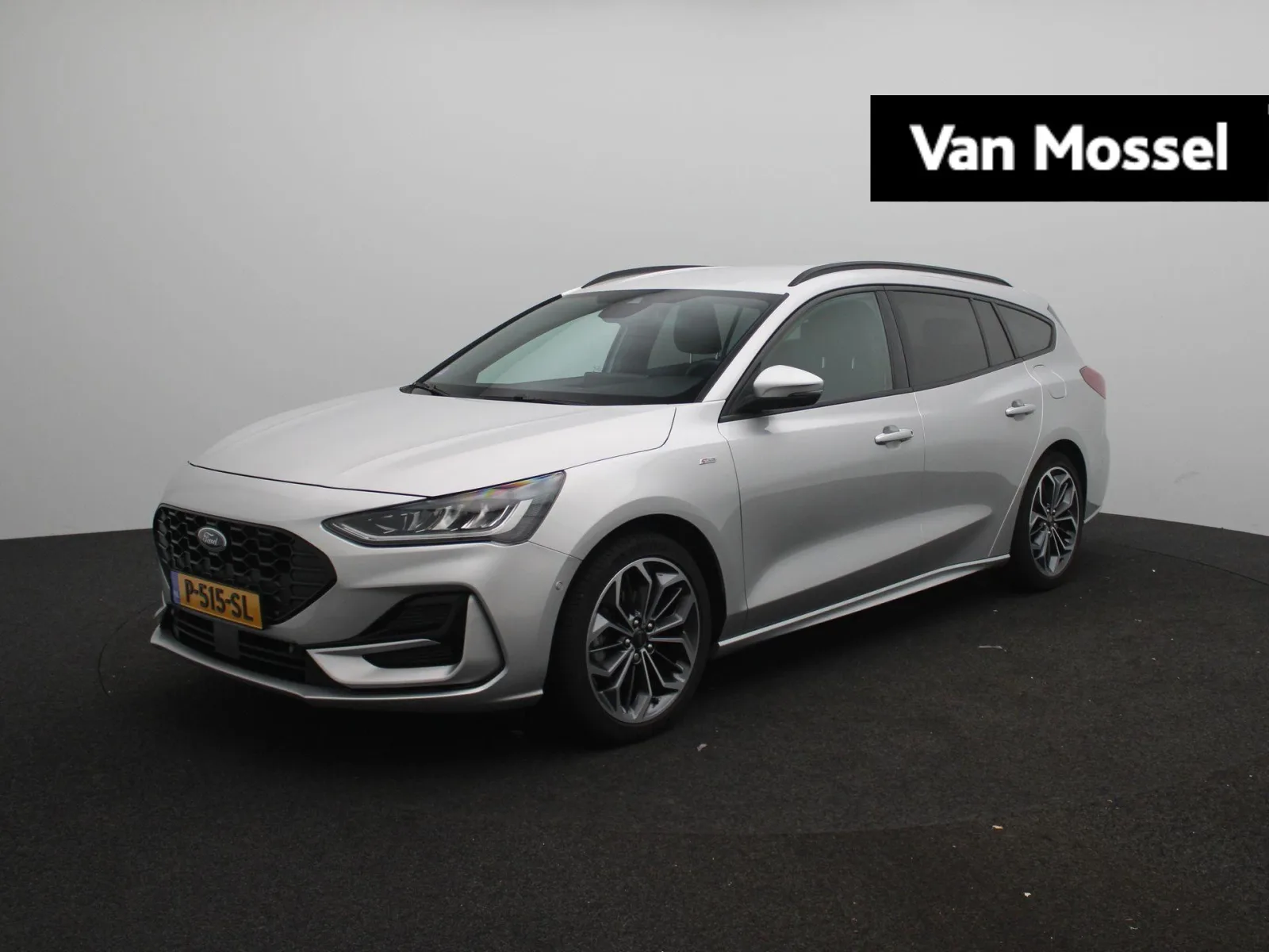 Ford Focus (2022) — foto 1