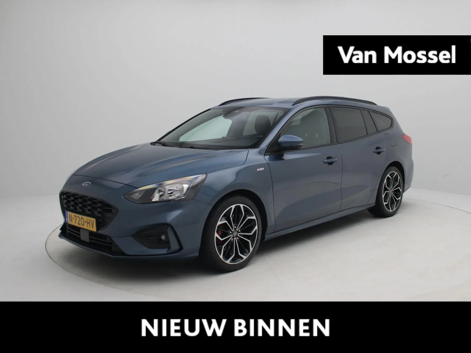 Ford Focus (2021) — foto 1