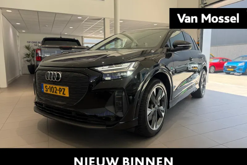 Audi Q4 e-tron (2023)