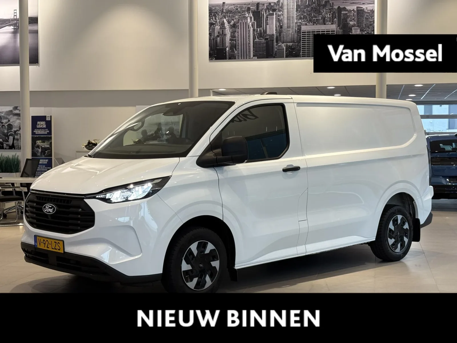 Ford Transit Custom (2025) — foto 1
