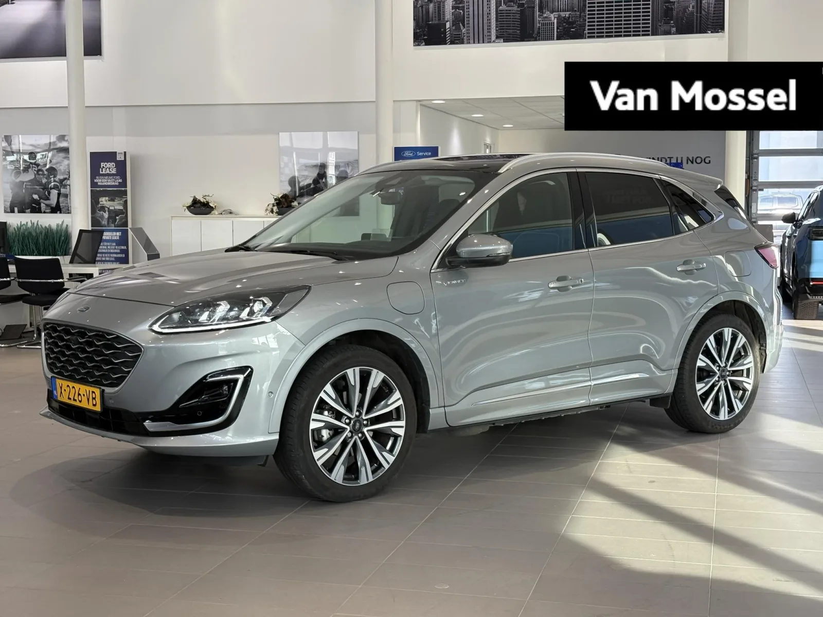 Ford Kuga (2023) — foto 1