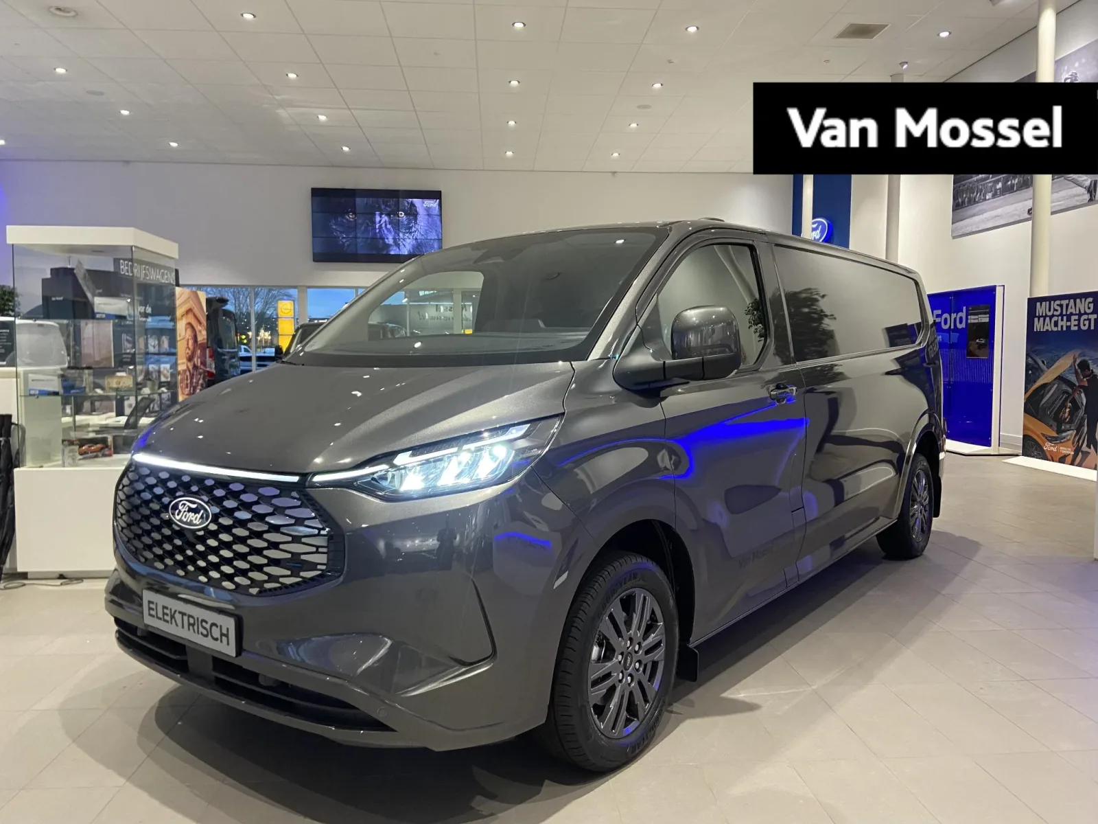 Ford E-Transit Custom (2026) — foto 1