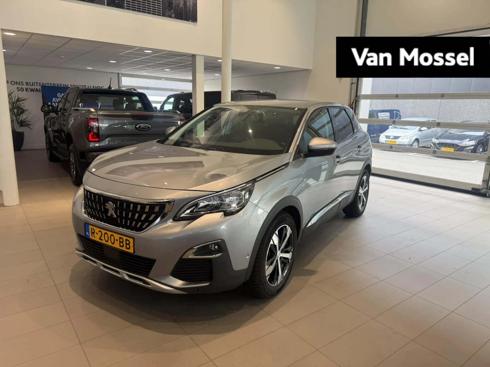 Peugeot 3008 (2018) — foto 1
