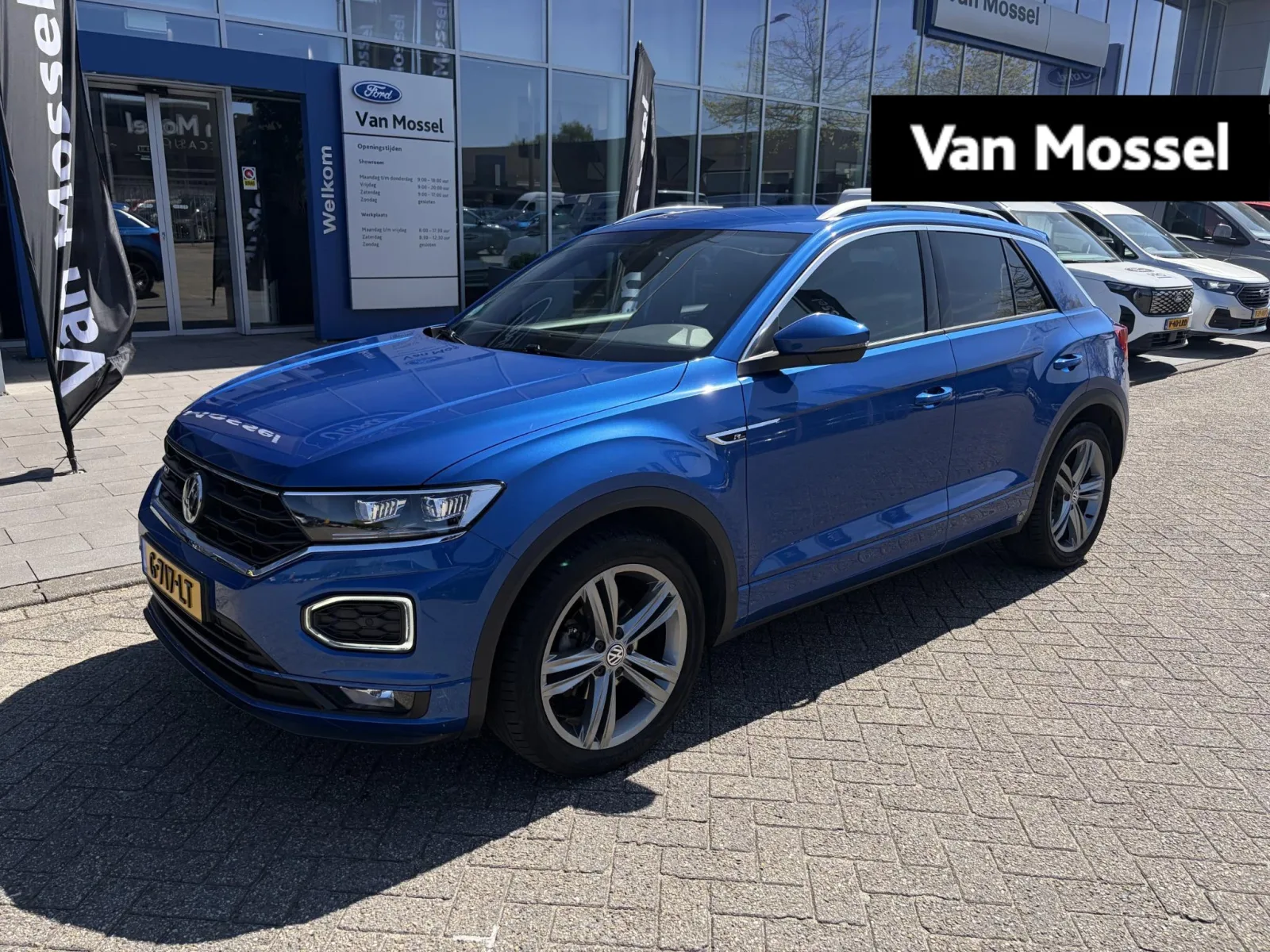 Volkswagen T-Roc (2019) — foto 1
