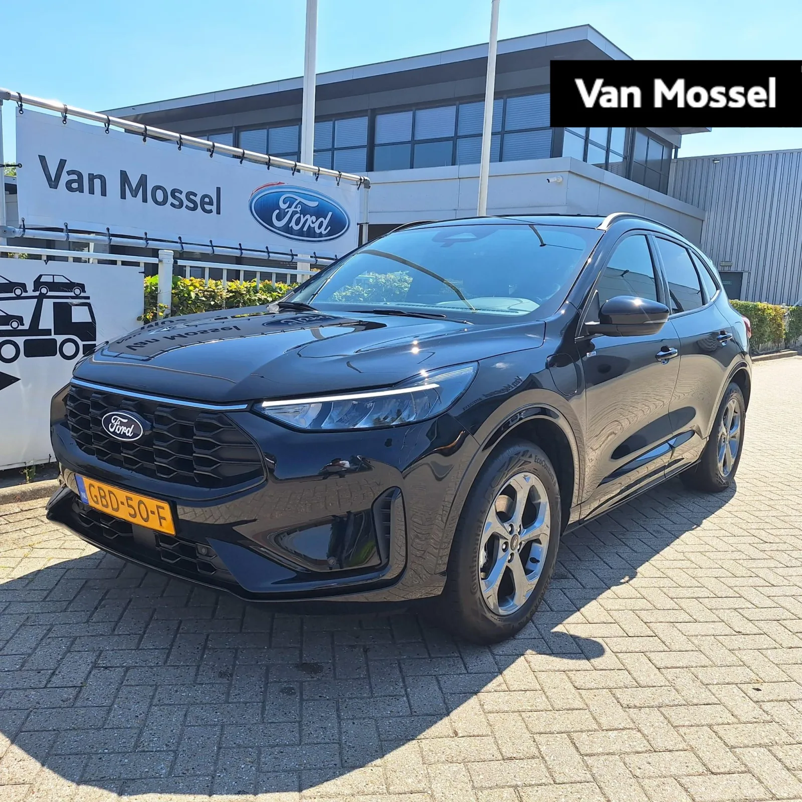 Ford Kuga (2024) — foto 1
