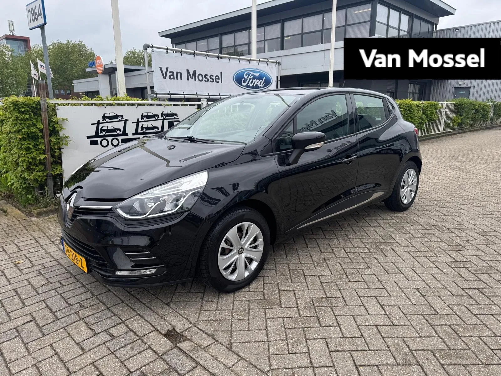 Renault Clio (2018) — foto 1