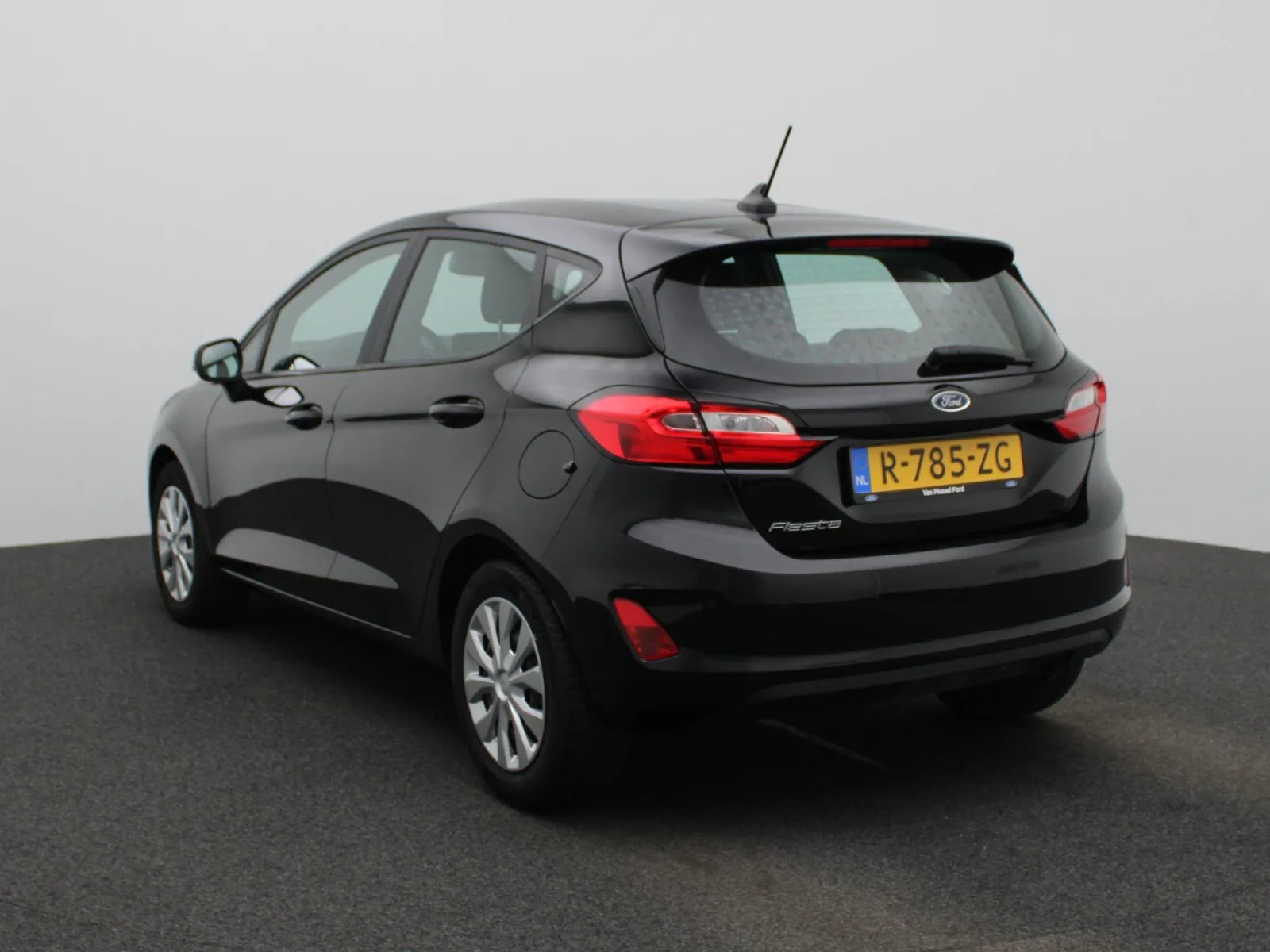 Ford Fiesta (2022) — foto 1