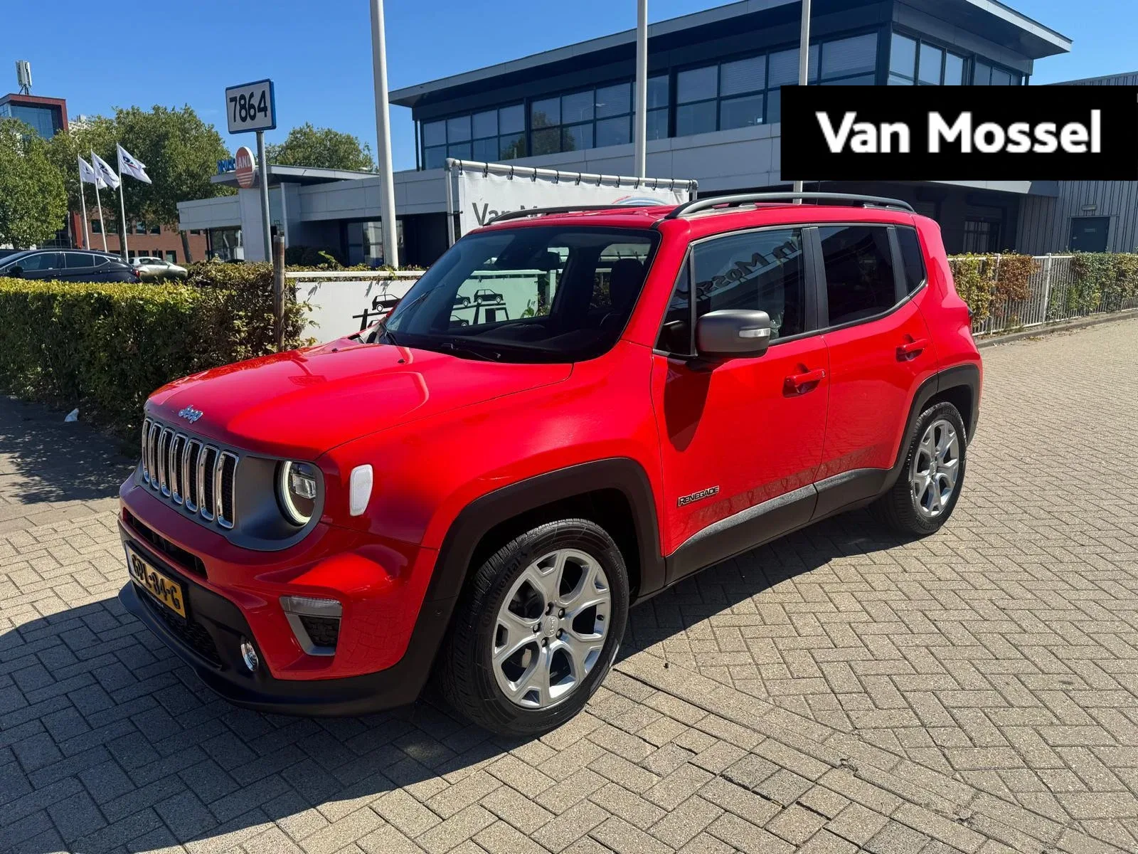 Jeep Renegade (2018) — foto 1