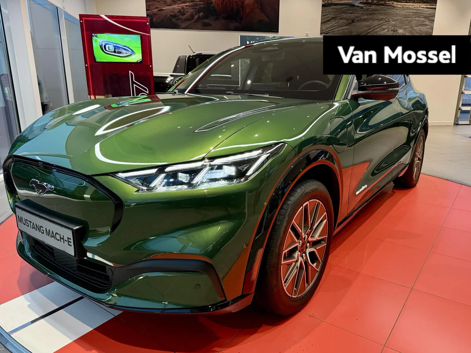 Ford Mustang Mach-E (2026) — foto 1