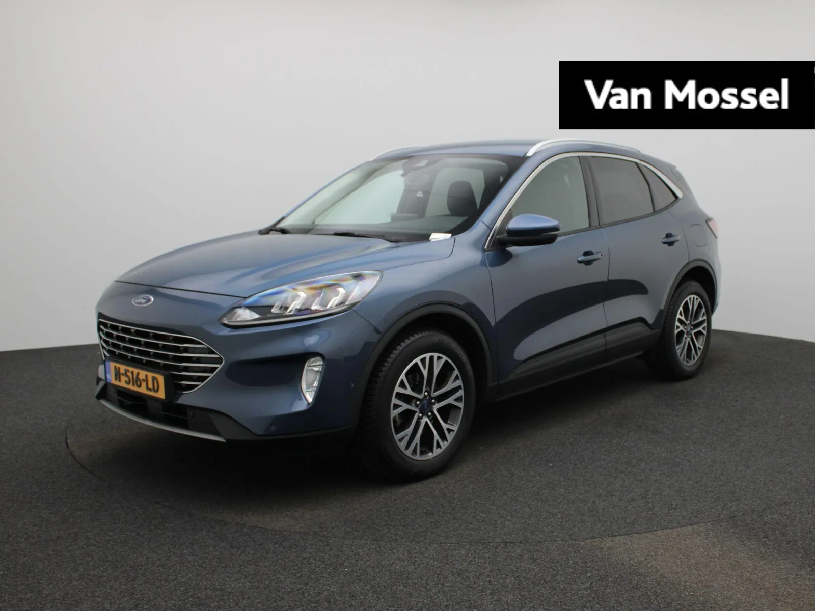 Ford Kuga (2021) — foto 1
