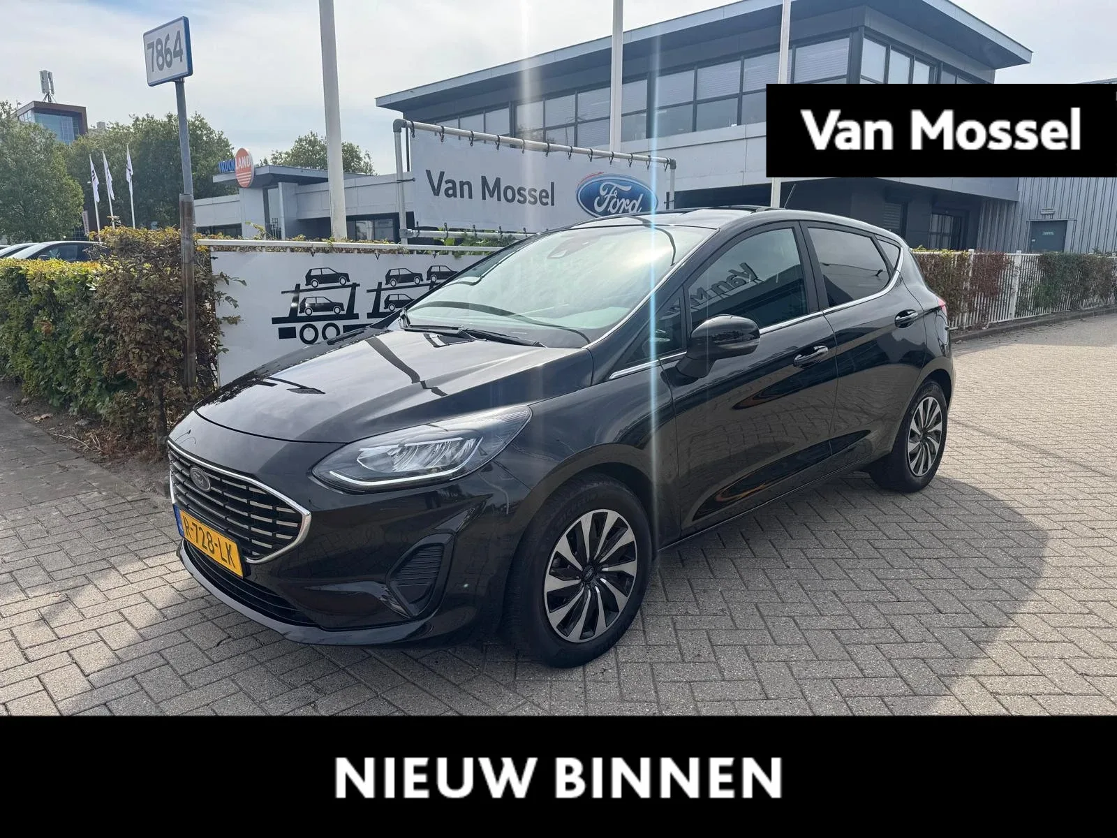 Ford Fiesta (2022) — foto 1